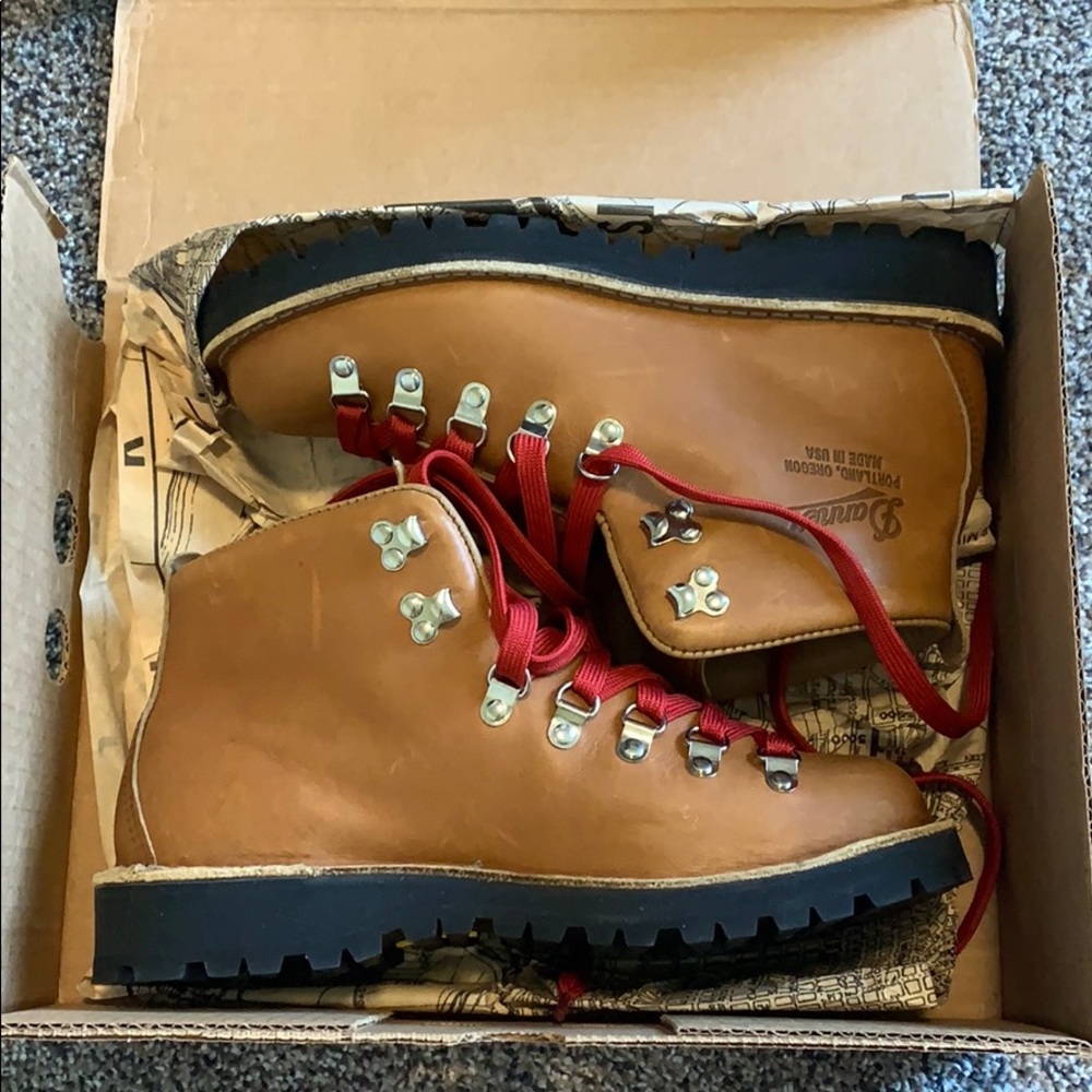 danner | mountain light cascade hiking boots